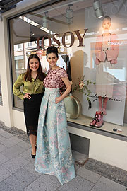 Nathalie Dorff von Fashiondeluxxe,  Jeannette Graf (&copy;Foto: Martin Schmitz)